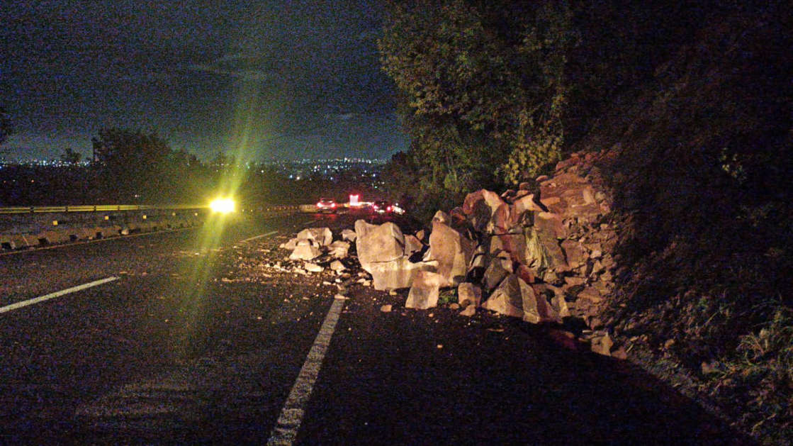 Lluvias causan daños en carreteras de Michoacán