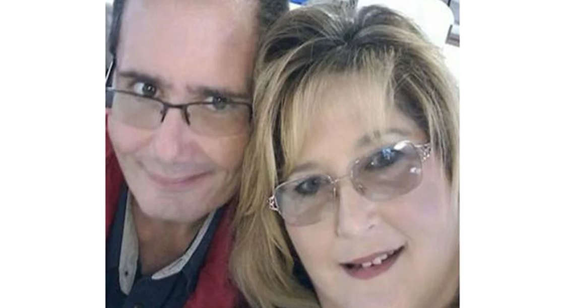 Mujer que estaba hospitalizada por covid-19 regresa a casa y encuentra a su esposo muerto