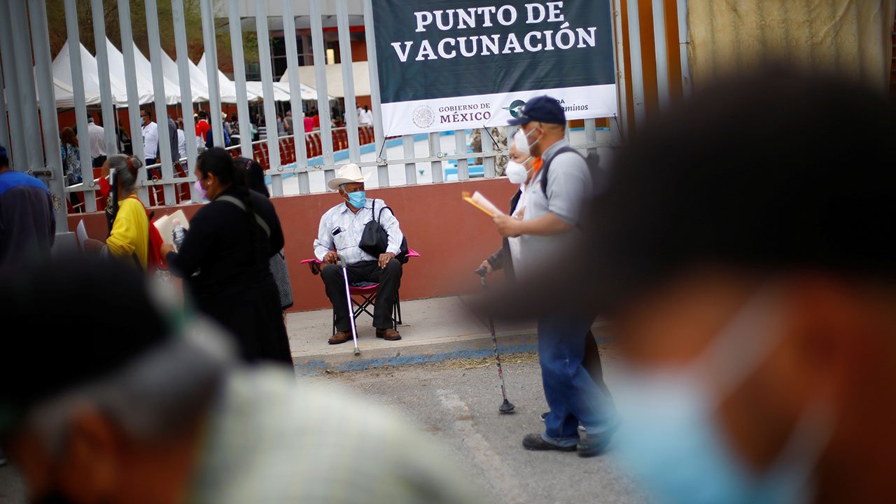 CDMX: Vacunación de personas de 40 a 49 años inicia en 4 alcaldías el 1 de junio