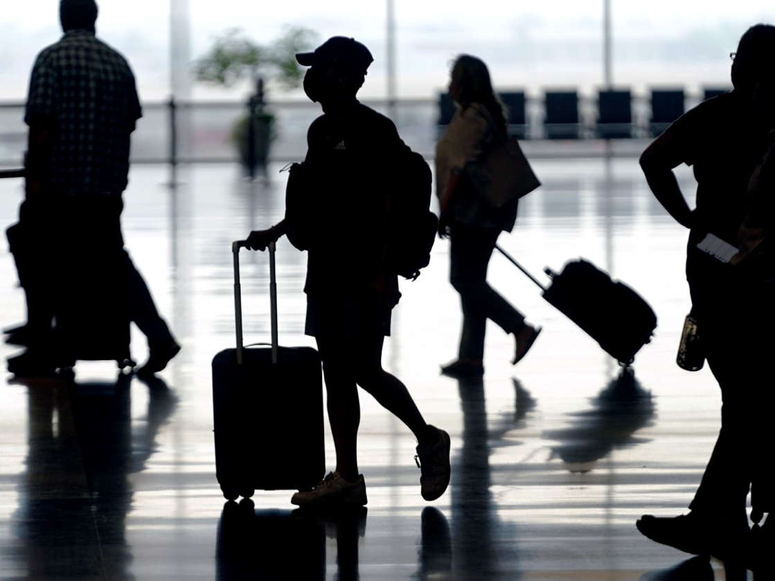 La Unión Europea retira a EU e Israel de lista de viajes seguros por covid-19