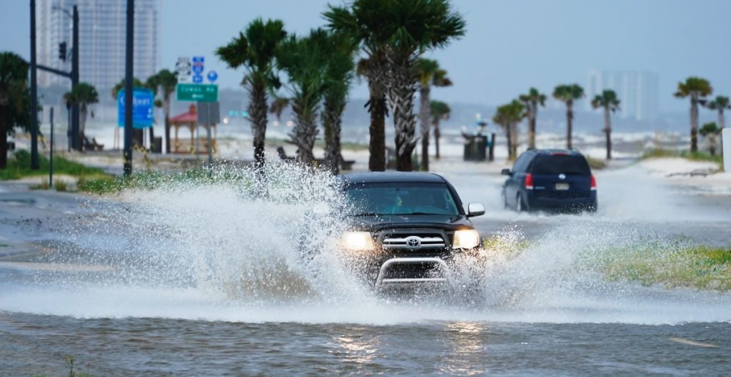 Huracán "Ida" impacta Luisiana con vientos categoría 4