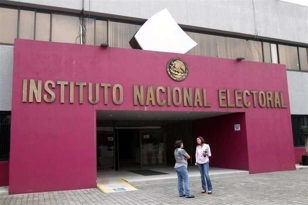 Se entregarán al menos mil millones de pesos para las elecciones en 2022: INE 
