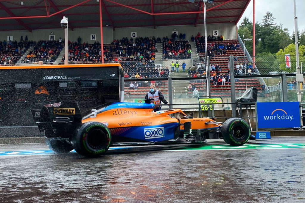 Oxxo se estrena como sponsor en la F1