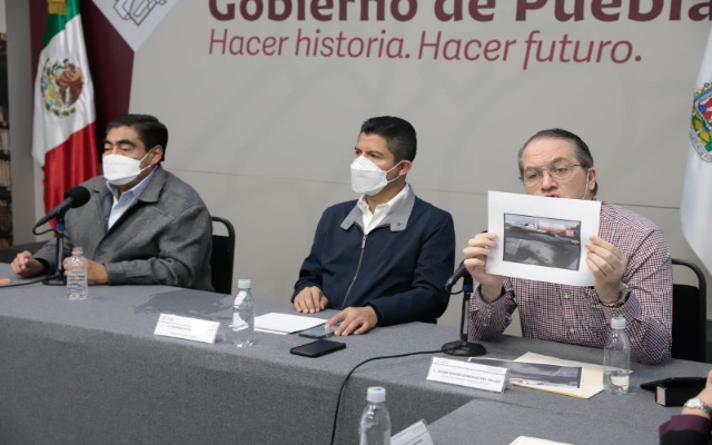 Pipa de Hidro Gas estaba conectada a toma clandestina que provocó explosión en Xochimehuacan