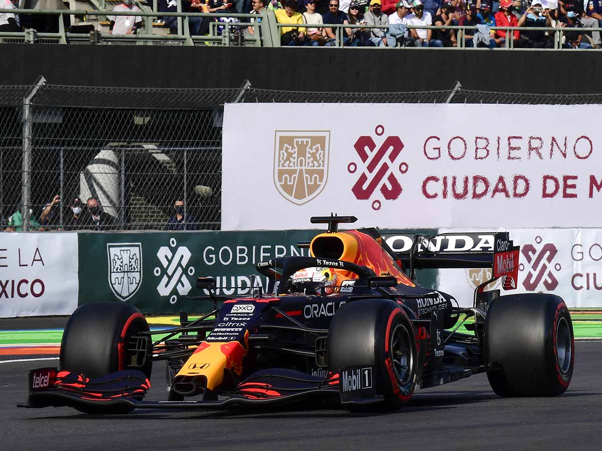'Checo' Pérez va por un resultado histórico en el Gran Premio de México 