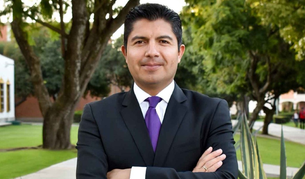 Eduardo Rivera abre posibilidad de contratar nueva deuda en el municipio