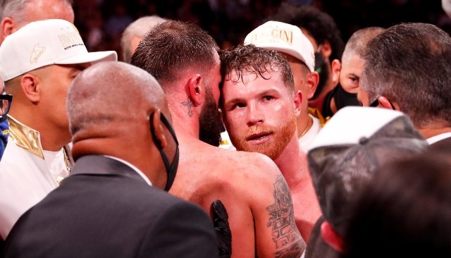 Tras derrota Caleb se disculpó por mentarle la madre a 'Canelo' Álvarez