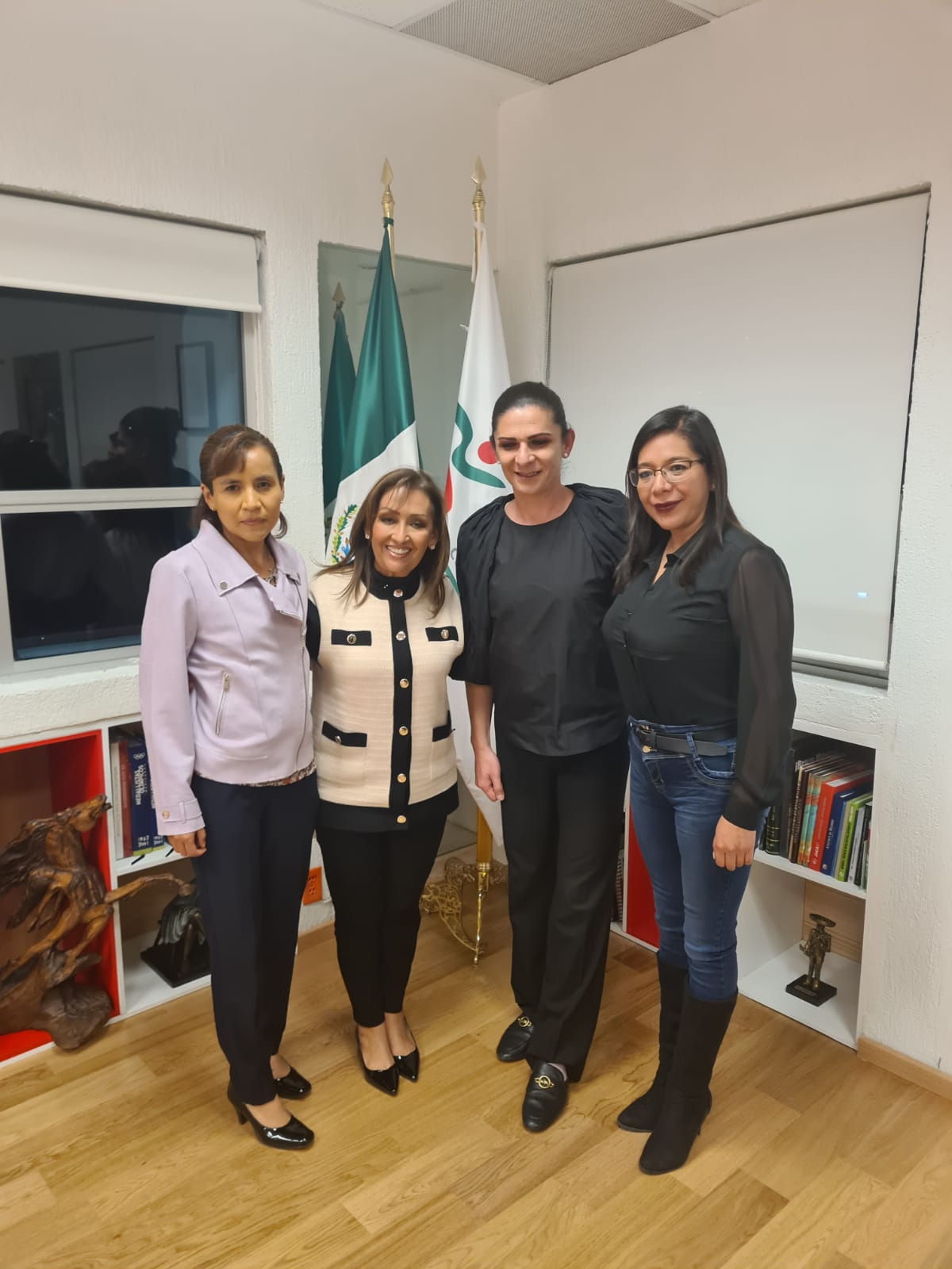 Se reúne Leticia Martínez con la gobernadora de Tlaxcala y titular de CONADE