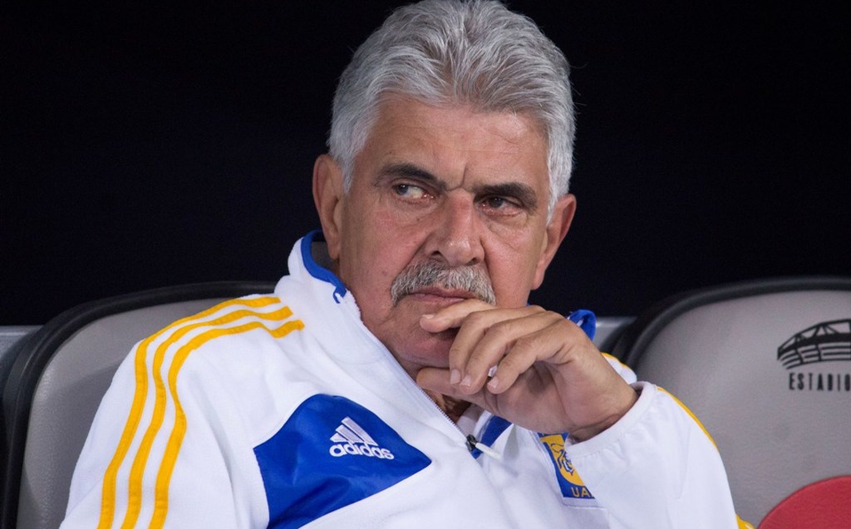 ‘Tuca’ Ferretti hace comentarios machistas y homofóbicos en plena rueda de prensa 