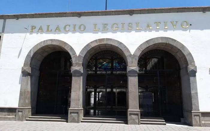 En riesgo prestaciones de fin de año de diputados de Tlaxcala
