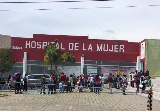 Piden trabajadores de Hospital de la Mujer ser considerados con base laboral
