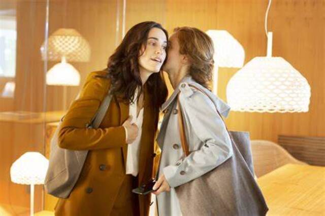 Vida perfecta, la serie de Leticia Dolera que habla sin tapujos de trap, masturbación femenina e infidelidad