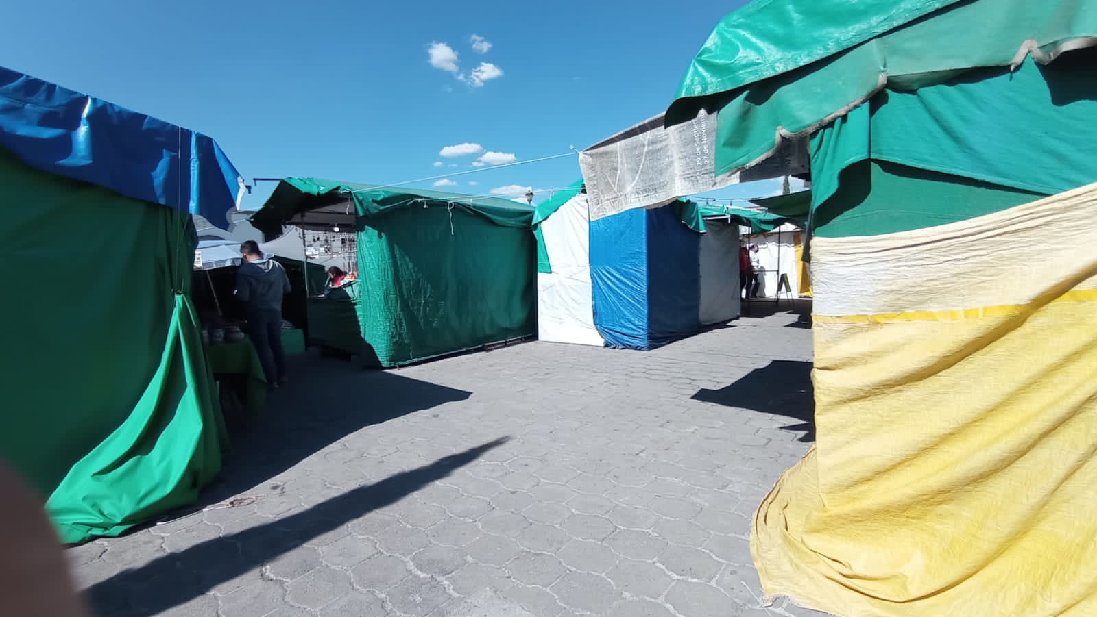 Amagan artesanos de la capital con tomar medidas alternas para aumentar sus ingresos