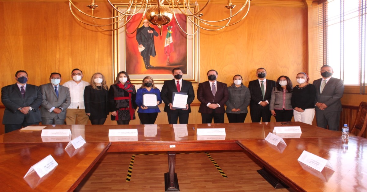 Acuerdan TSJE y CEULVER intercambio académico y profesional 