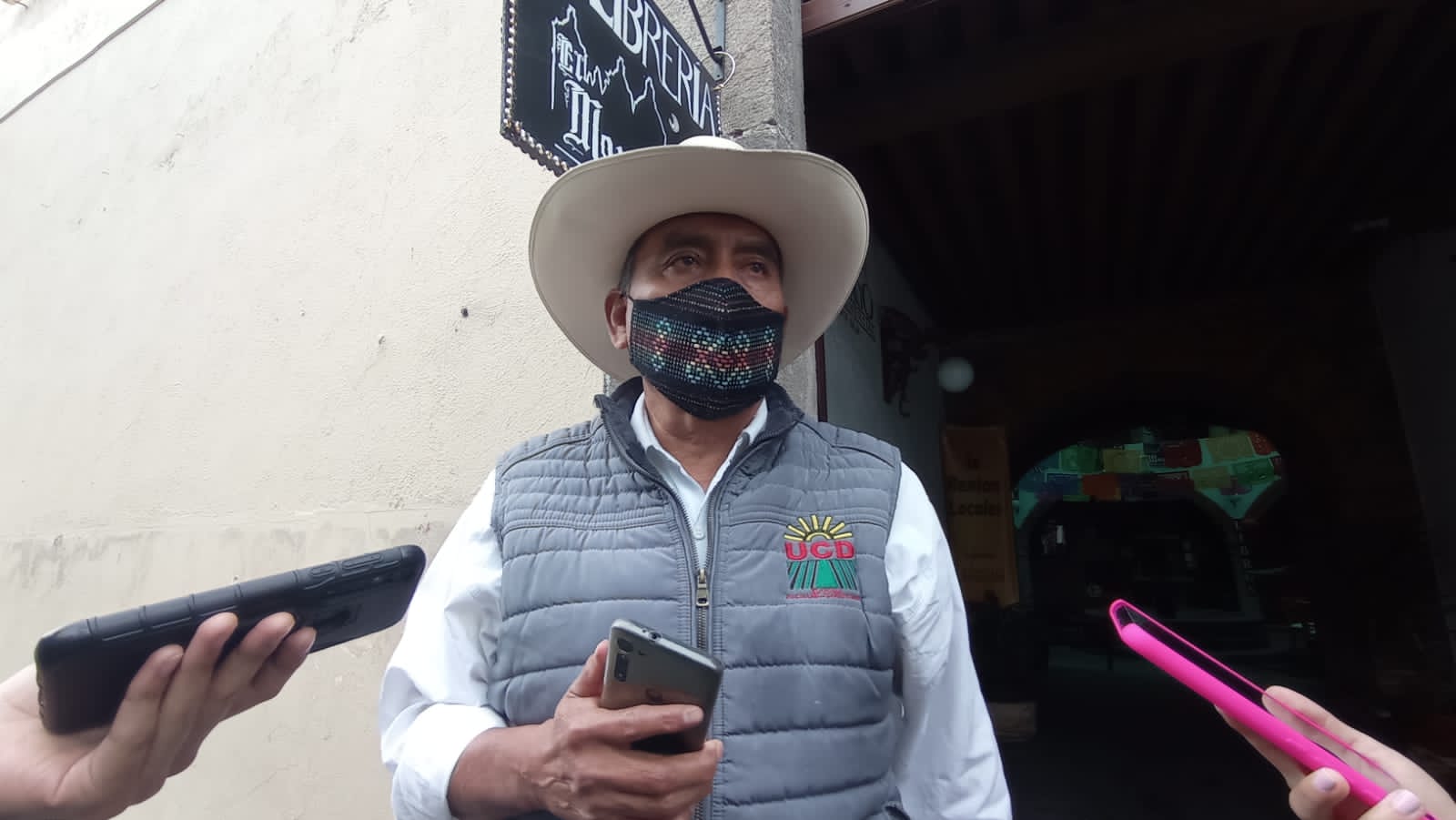 Como "exagerado" pronunciamiento del. PRD a favor del fondo moches: campesinos 