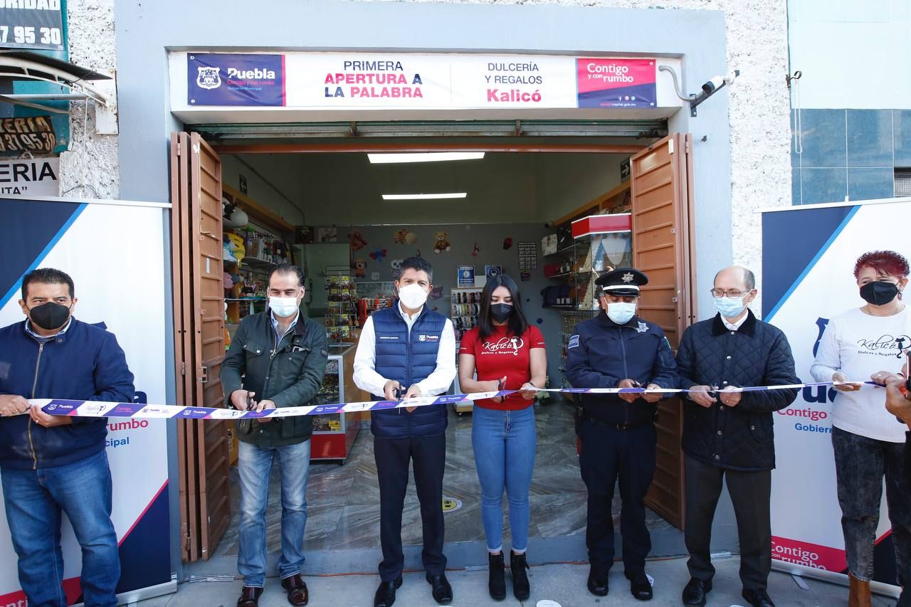 Ayuntamiento inicia reactivación económica con "apertura a la palabra"