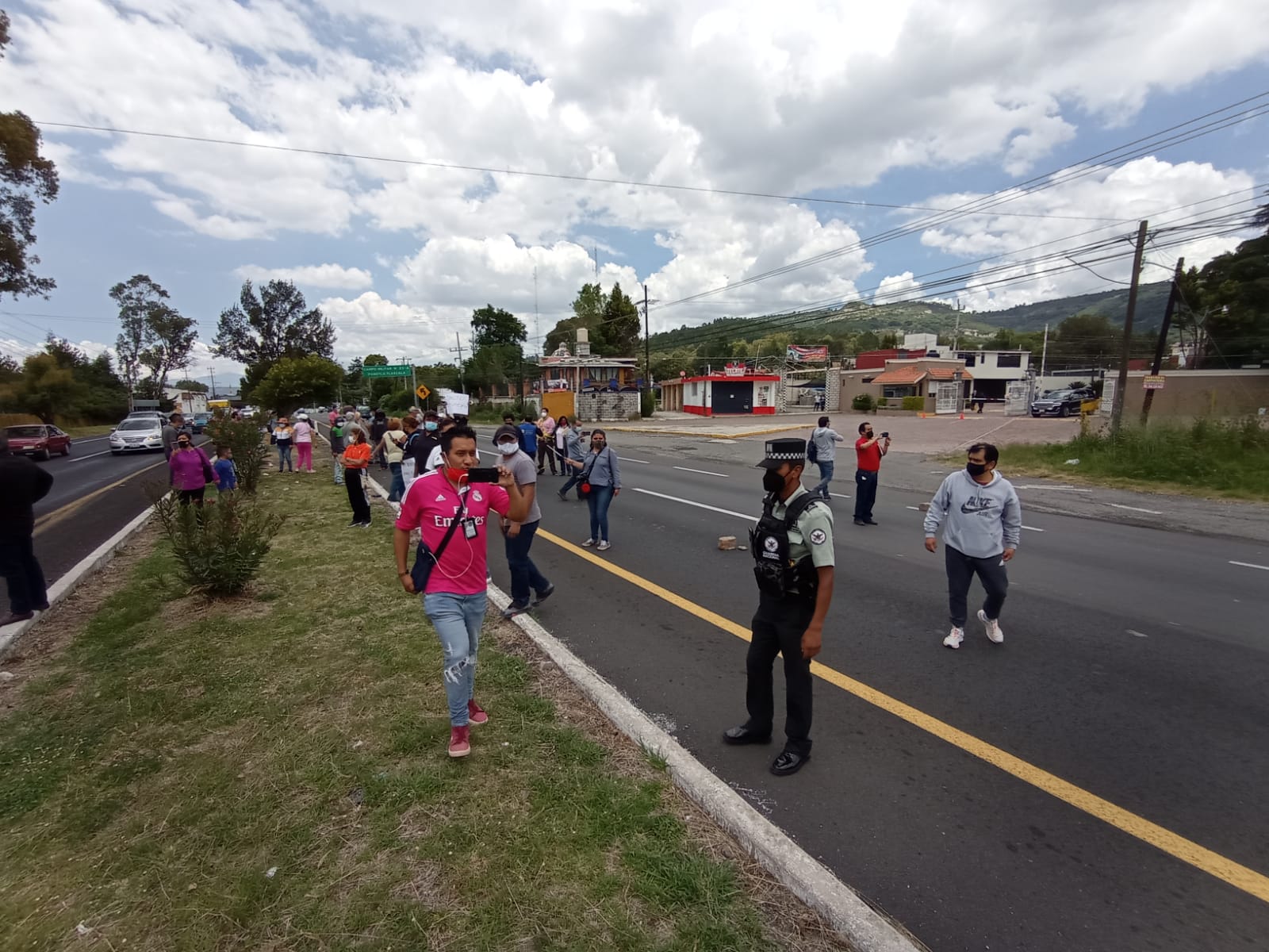 Amagan con reventar conflicto en Panotla, advierten a alcaldesa
