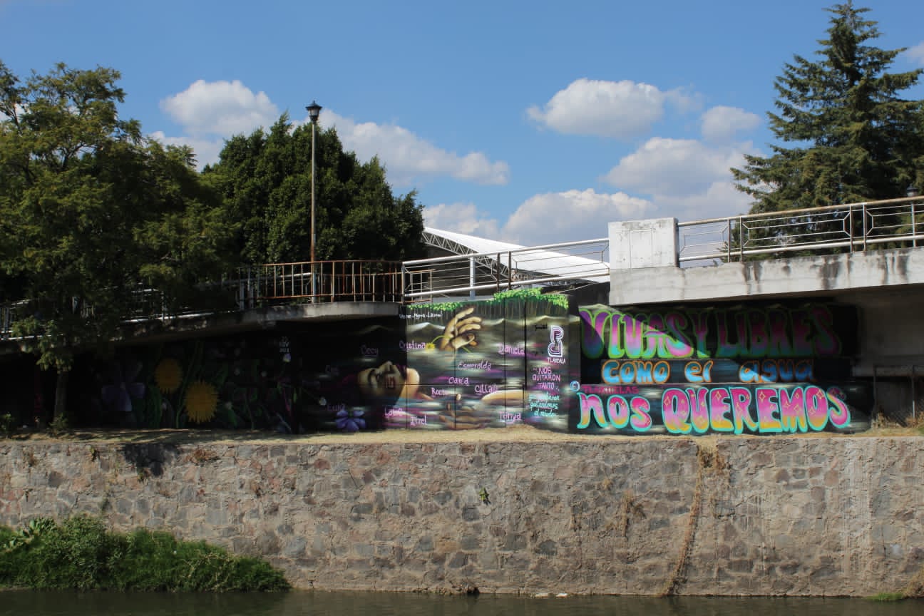 Pintan mural en memoria de la mujer tlaxcalteca