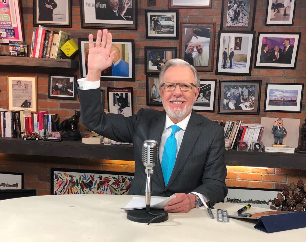 Hackean WhatsApp de Joaquín López-Dóriga