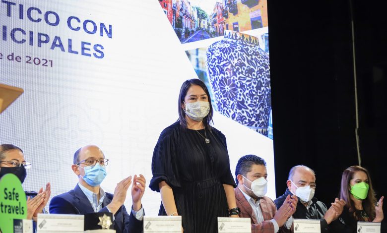 Amozoc participa en el primer Encuentro para el Desarrollo Turístico 