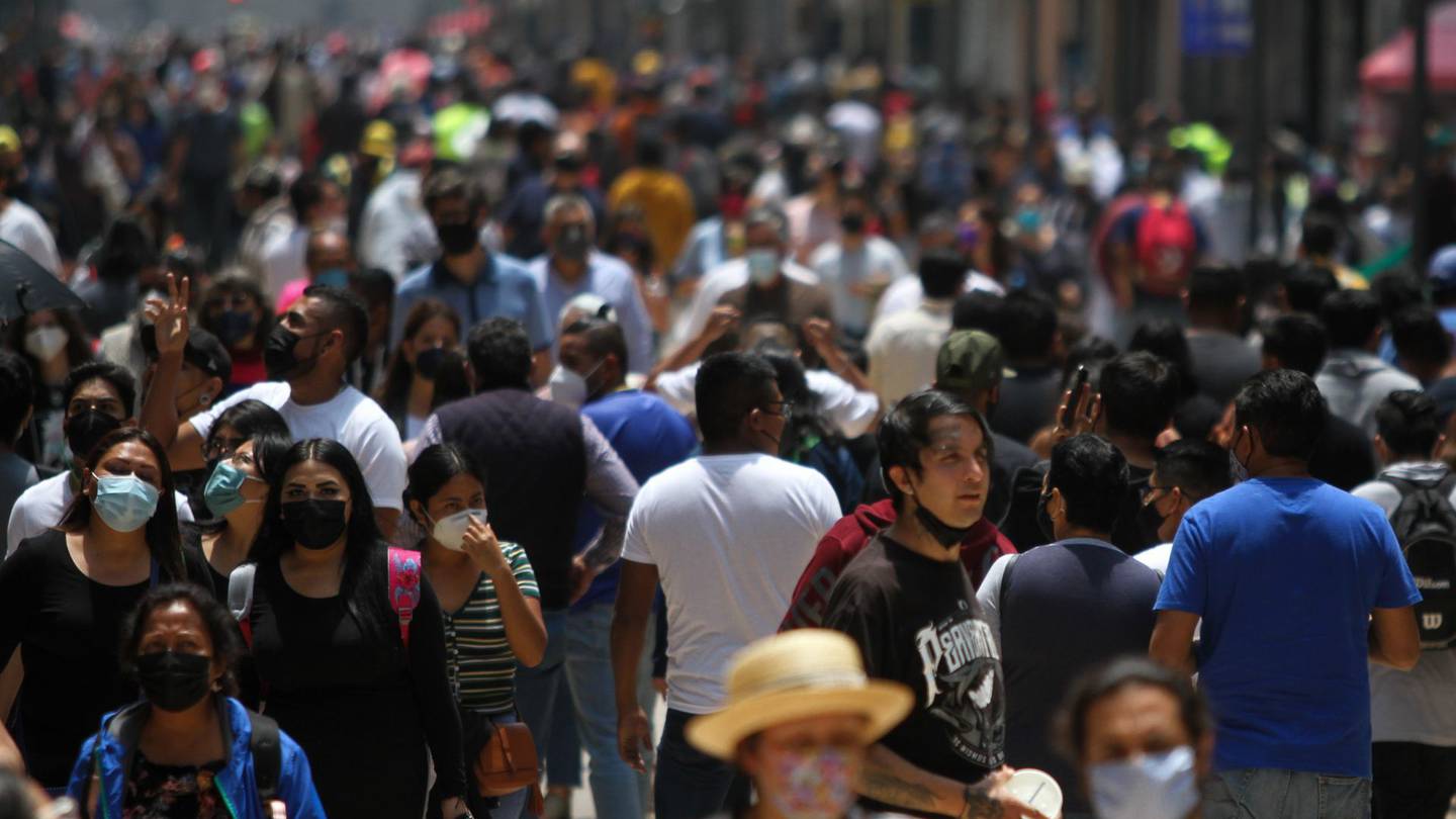 Un riesgo apertura total de negocios ante cuarta ola covid: Académico UPAEP