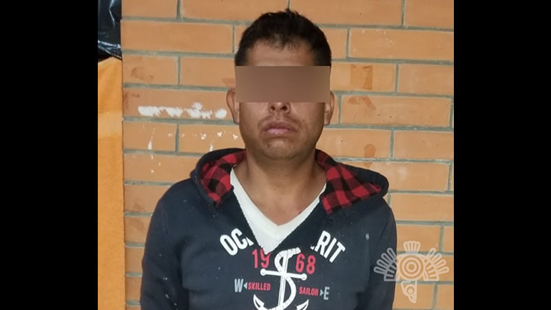 Policía estatal detiene a presunto huachicolero en Huauchinango