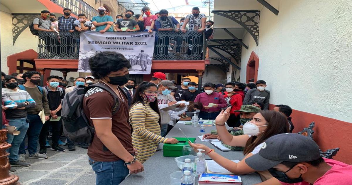 Realizan con éxito sorteo del Servicio Militar Nacional en Tlaxcala Capital