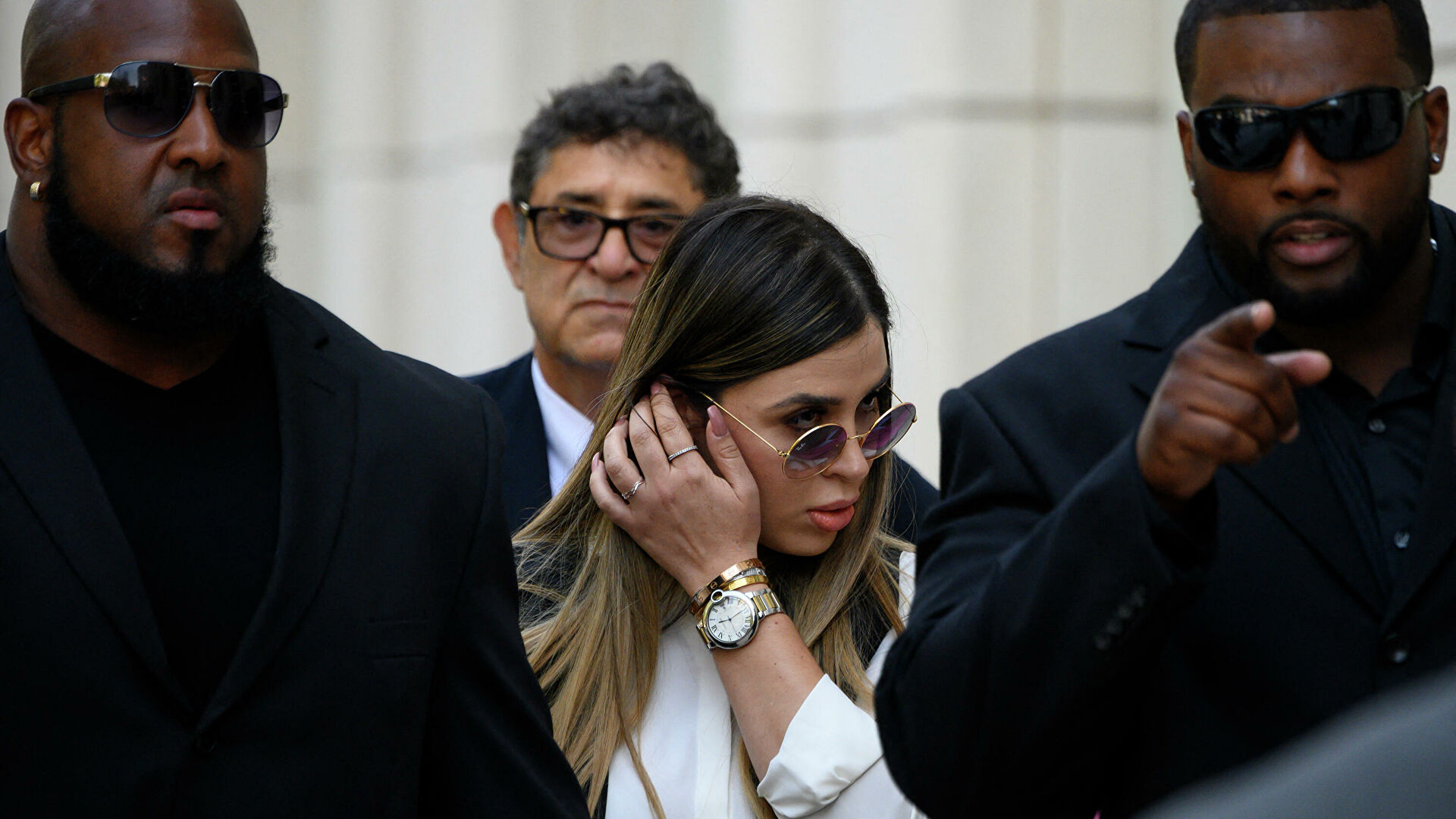 Emma Coronel es sentenciada a 36 meses de prisión en una cárcel en EU