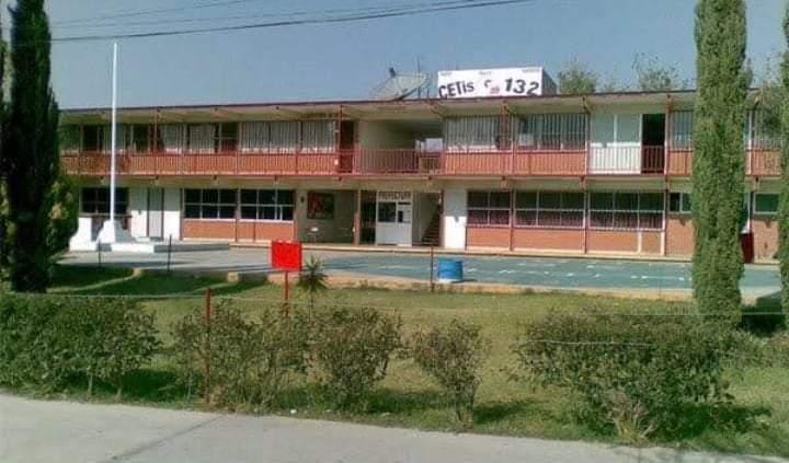 Denuncian padres de familia insalubridad en CeTis de Chiautempan