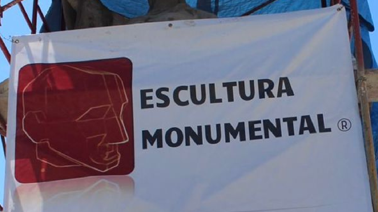 En Cuautlancingo edifican una escultura para honrar a la mujer