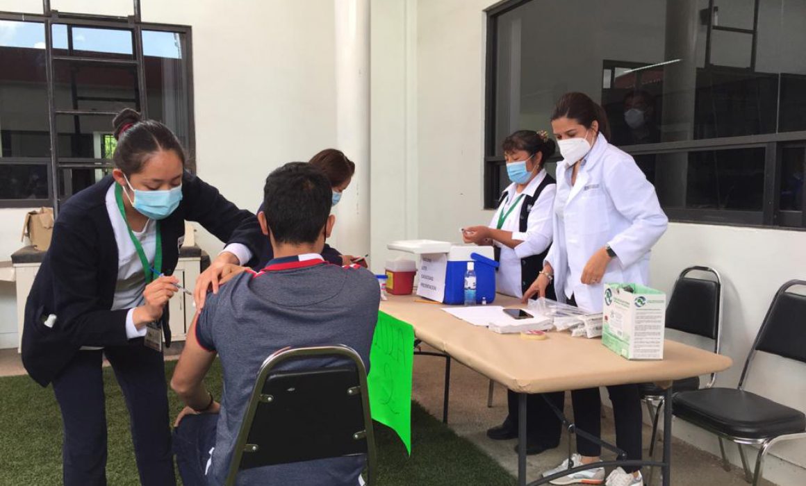 Habilitan punto de vacunación para rezagados en Centro de Salud urbano de Tlaxcala