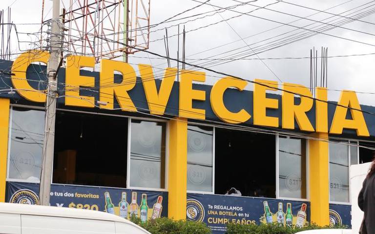En Tlaxcala bares y karaokes se ven afectados por restricciones.
