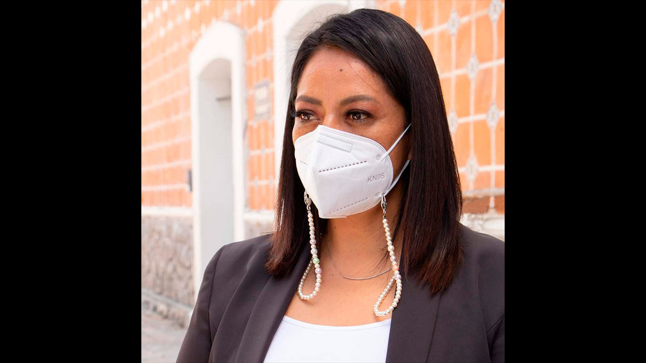 Ariadna Ayala y colaboradores listos para servir a los atlixquenses.