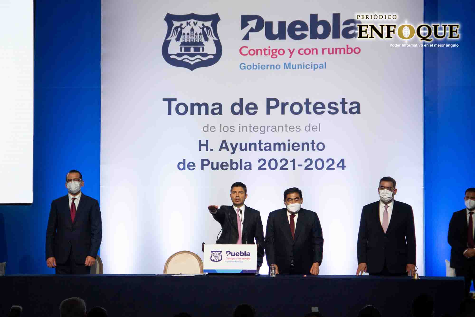 Eduardo Rivera rinde protesta como nuevo presidente municipal de Puebla