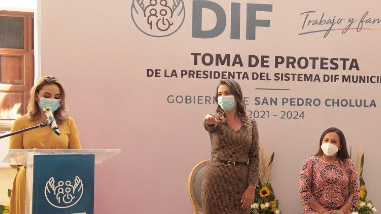 Toma protesta el nuevo Patronato del DIF de San Pedro Cholula 