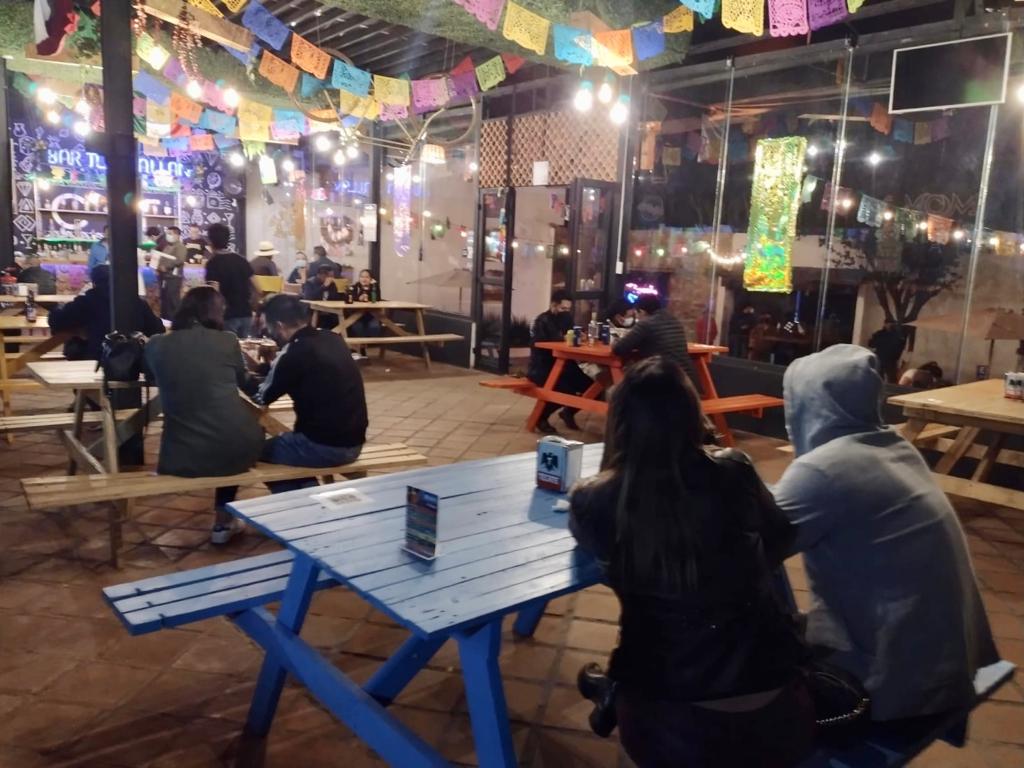 Sin acuerdos entre restaurantes y autoridades para acceso a clientes
