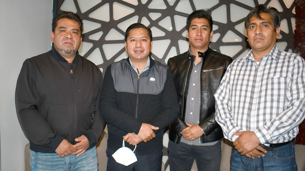 Filomeno Sarmiento se reunió con los Presidentes de las Juntas Auxiliares de Cuautlancingo 