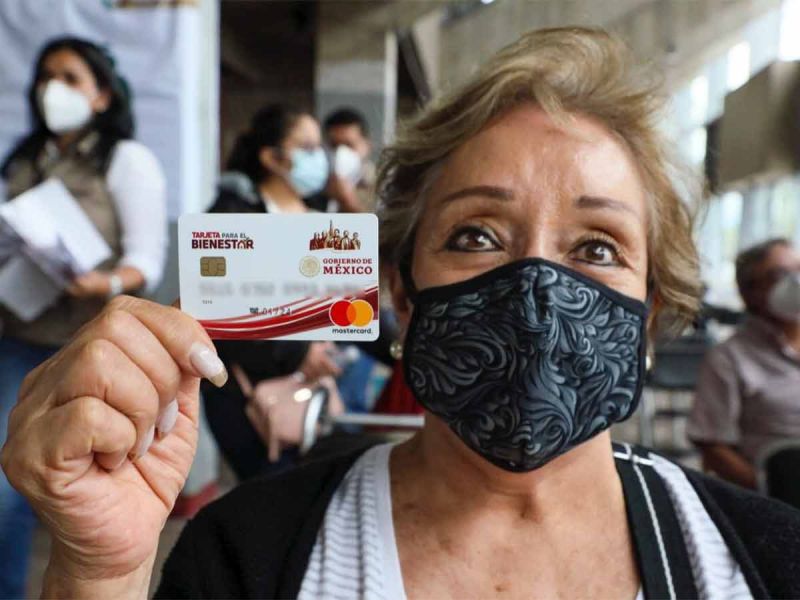 Más de 1 millón de adultos mayores se inscribieron para la pensión de bienestar, anuncian un aumento gradual del monto.