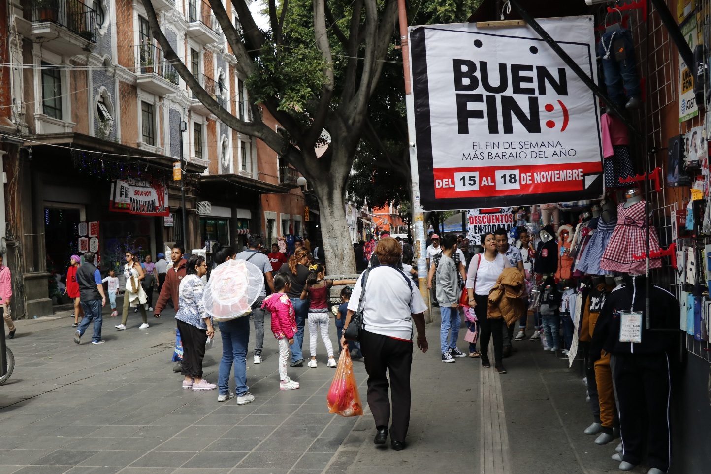 Ambulantes del Centro Histórico serán reubicados en el “Buen Fin”