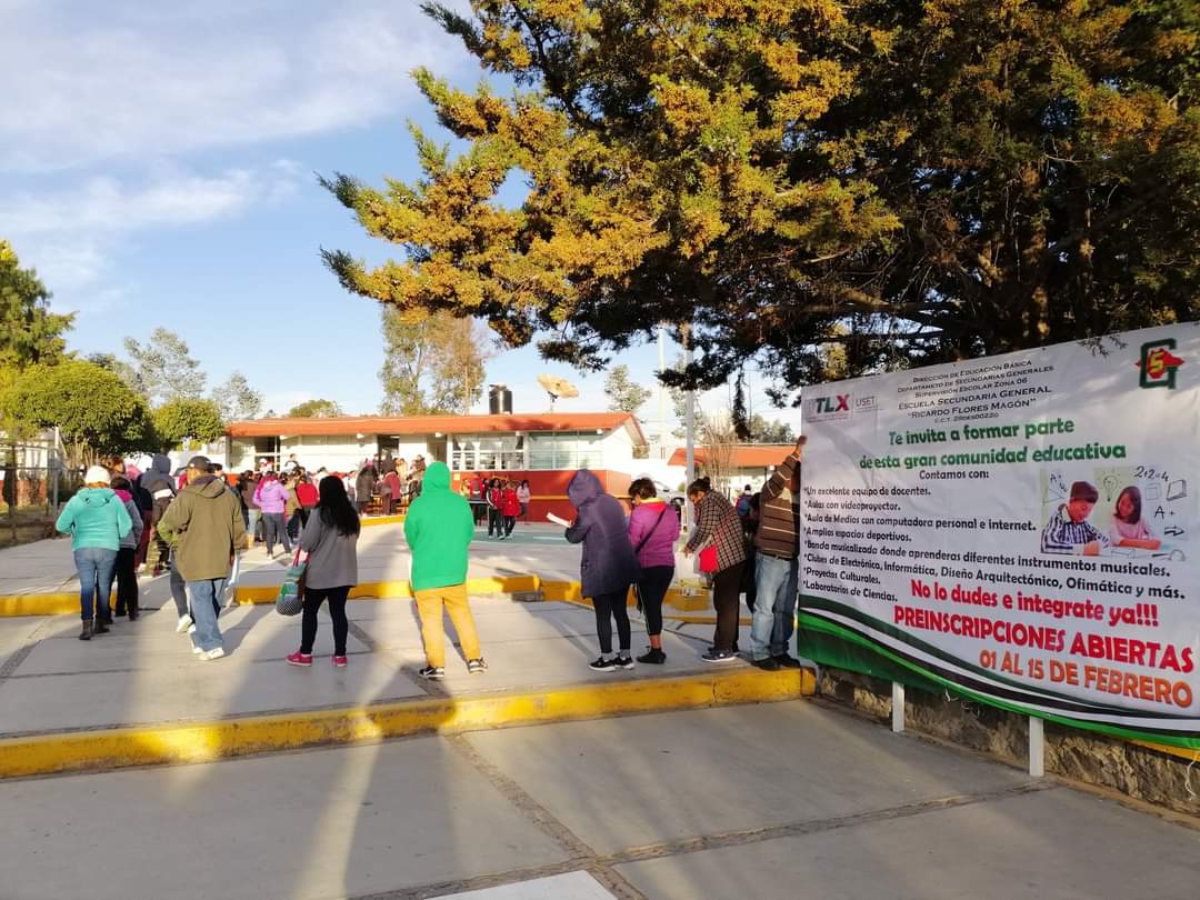 Cancelan clases presenciales en secundaria de Apizaco por caso positivo de Covid-19