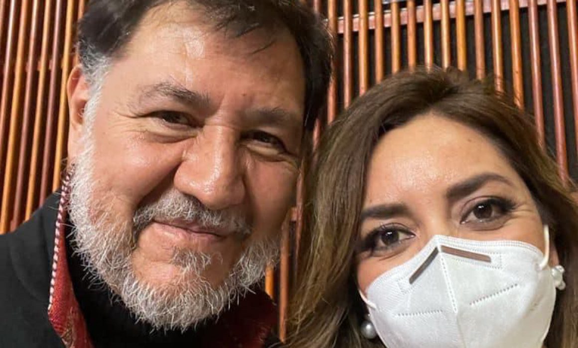 Dulce Silva atestigua entrega de Tercer informe de Gobierno de AMLO