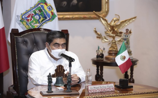 Afirma Barbosa que a diputados electos de Morena les hicieron cargos extra en gastos de campaña