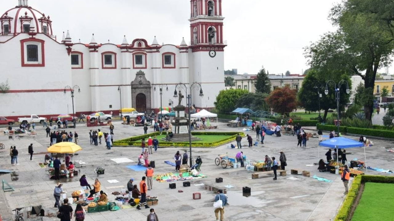 Los Artesanos Cholutecas ya se instalaron para efectuar una nueva edición del “Trueque Milenario”