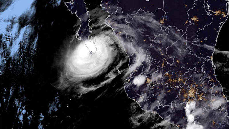 Olaf se debilita a tormenta tropical; seguirán lluvias en los estados