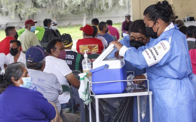 Alrededor de 650 poblanos están pendientes de ser vacunados contra el Covid-19