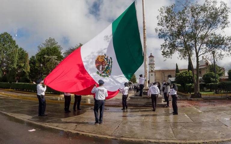 Municipios de Tlaxcala conmemoran a los Niños Héroes