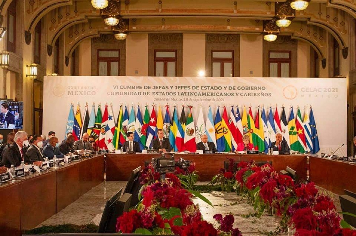 Llegan 18 presidentes a Palacio Nacional para participar en cumbre de la Celac