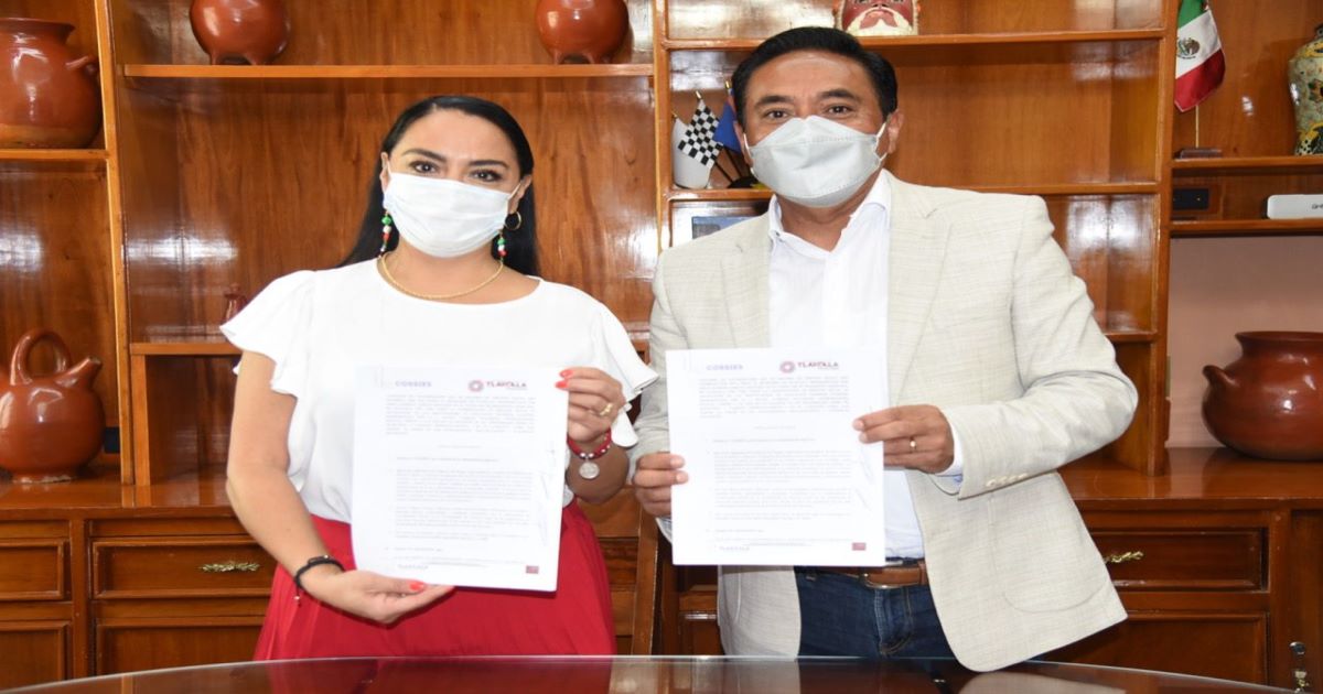 Firman Ayuntamiento de Tlaxcala y COSSIES convenio de colaboración para que estudiantes cumplan con su servicio social