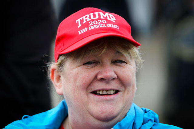 Okoboji: El pueblo en Estados Unidos que decidió no usar cubrebocas en apoyo a Donald Trump