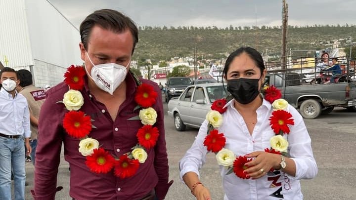 Diputada detenida en Tecamachalco ya era investigada por venta de armas